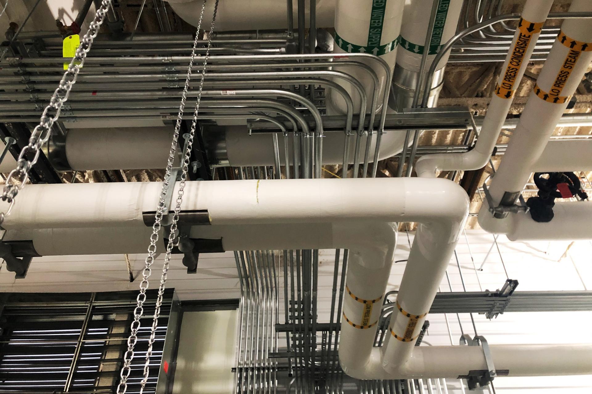 Well coordinated conduit and pipe layout